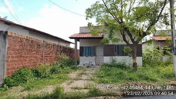 Casa - 2 Quartos - Altos - Ocupado — foto 2