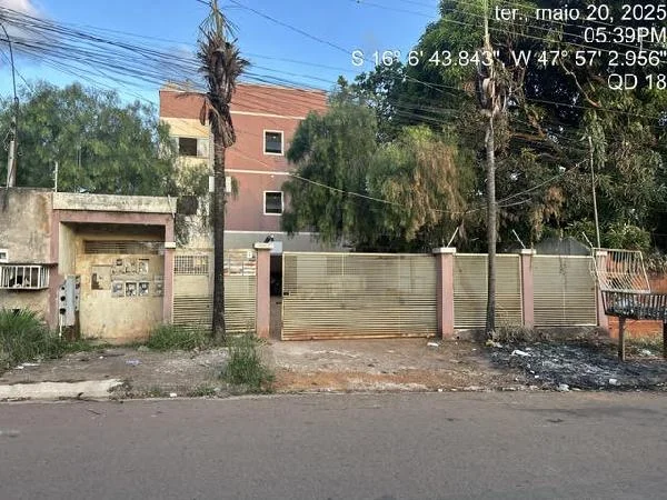 Apartamento - 2 Quartos - Cidade Ocidental - Desocupado — foto 2
