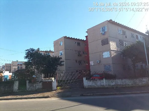 Apartamento - 3 Quartos - Porto Alegre - Ocupado — foto 2