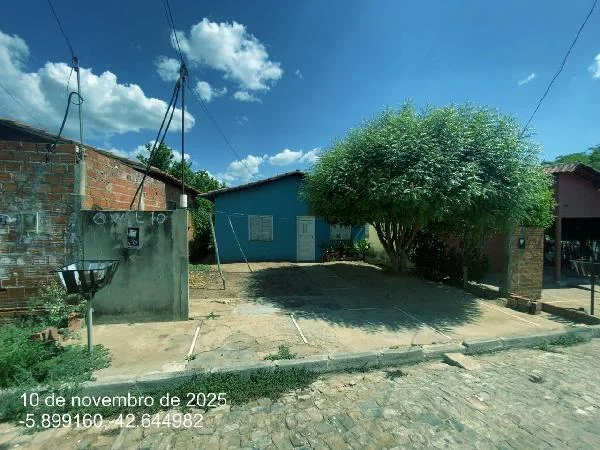 Casa - 2 Quartos - Agua Branca - Desocupado — foto 2