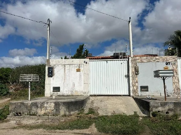 Casa - 2 Quartos - Feira de Santana - Ocupado — foto 2