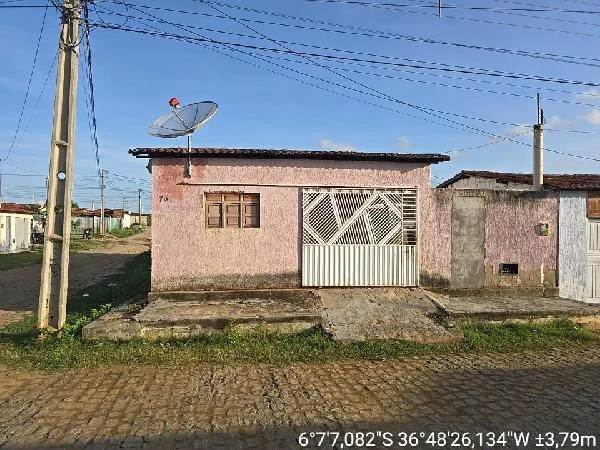 Casa - 2 Quartos - Florania - Ocupado — foto 2