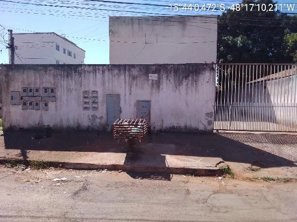 Apartamento - 1 Quartos - Aguas Lindas de Goias - Ocupado — foto 2