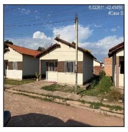 Casa - 2 Quartos - Altos - Não Informado. — foto 2