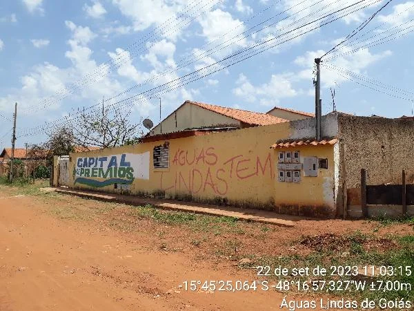 Casa - 2 Quartos - Aguas Lindas de Goias - Desocupado — foto 2
