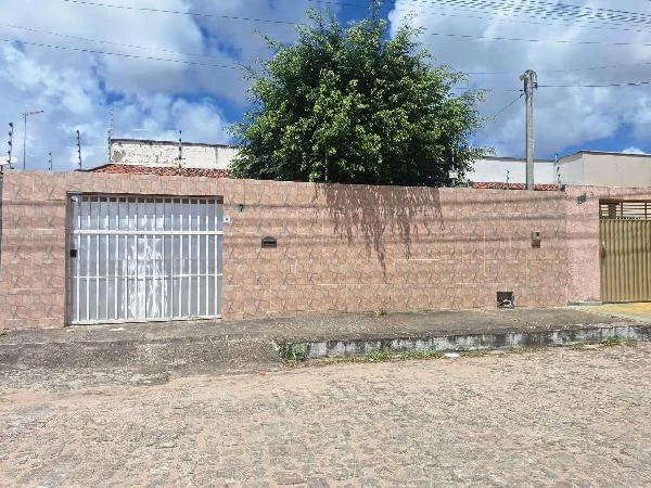 Casa - 2 Quartos - Extremoz - Ocupado — foto 2