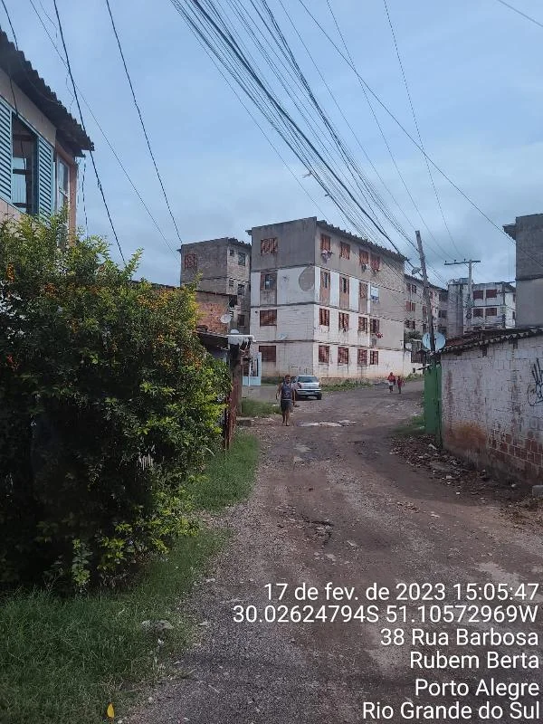 Apartamento - Porto Alegre - Ocupado — foto 2