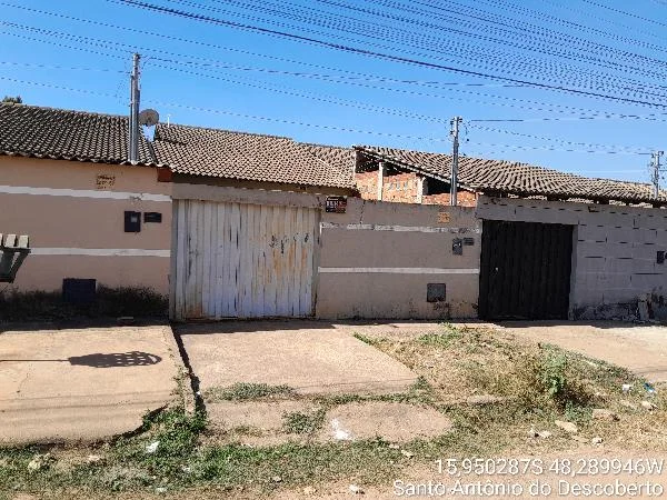 Casa - 2 Quartos - Santo Antonio do Descoberto - Ocupado — foto 2