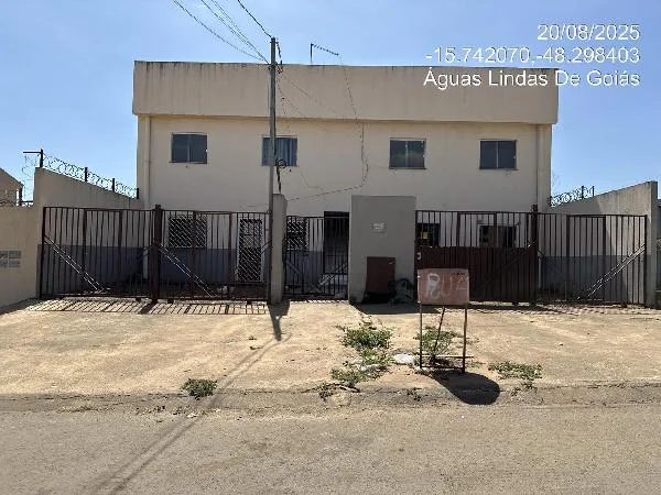 Apartamento - 2 Quartos - Aguas Lindas de Goias - Ocupado — foto 2