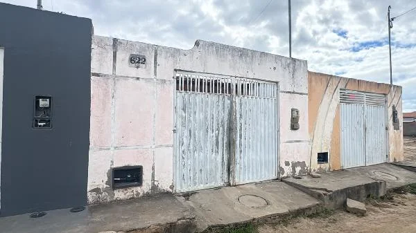 Casa - 2 Quartos - Iacu - Ocupado — foto 2