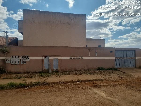 Apartamento - 2 Quartos - Aguas Lindas de Goias - Ocupado — foto 2