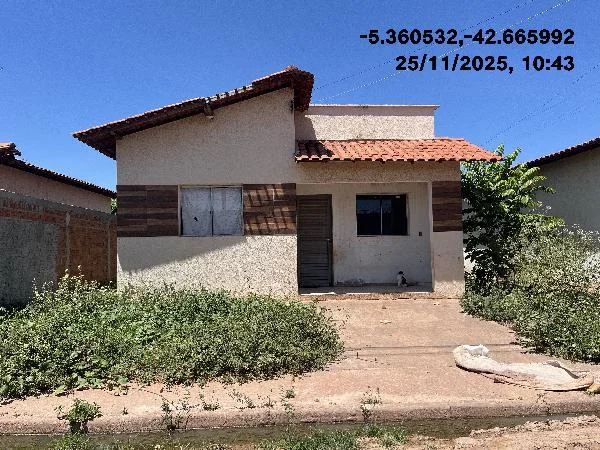 Casa - 2 Quartos - Demerval Lobao - Desocupado — foto 2