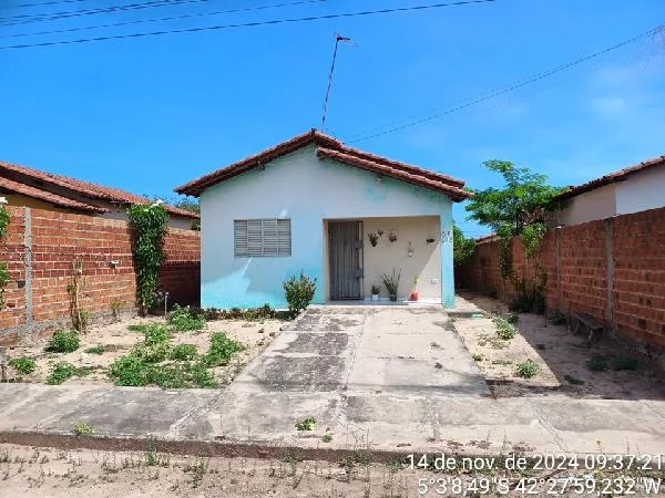 Casa - 2 Quartos - Altos - Ocupado — foto 2