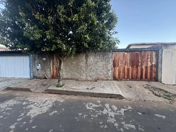 Casa - 2 Quartos - Araguari - Ocupado — foto 2