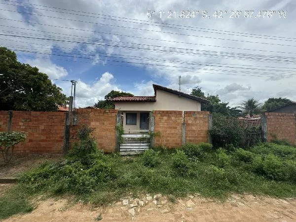 Casa - 2 Quartos - Altos - Desocupado — foto 2