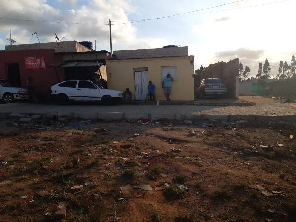 Casa - 2 Quartos - Cha de Alegria - Ocupado — foto 2