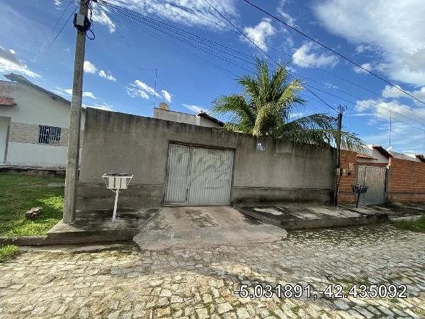 Casa - 2 Quartos - Altos - Ocupado — foto 2