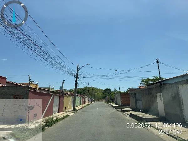 Casa - 2 Quartos - Altos - Desocupado — foto 2