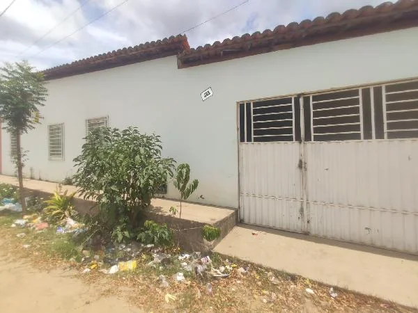 Casa - 2 Quartos - Iacu - Ocupado — foto 2