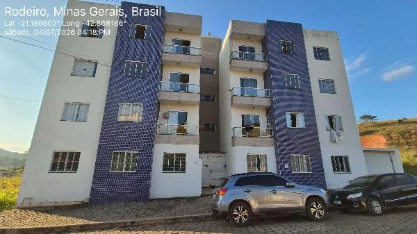 Apartamento - 2 Quartos - Uba - Ocupado — foto 2