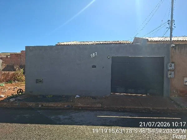 Casa - 2 Quartos - Prata - Ocupado — foto 2