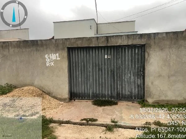 Casa - 2 Quartos - Altos - Ocupado — foto 2