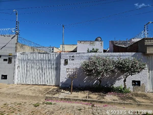 Casa - 2 Quartos - Campo Maior - Ocupado — foto 2