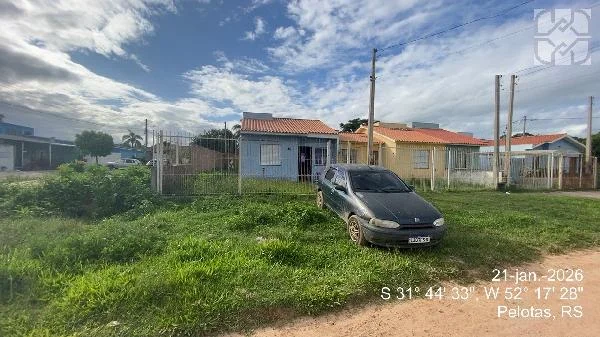 Casa - 2 Quartos - Pelotas - Ocupado — foto 2