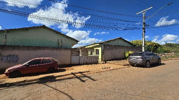 Casa - 2 Quartos - Planaltina - Ocupado — foto 2