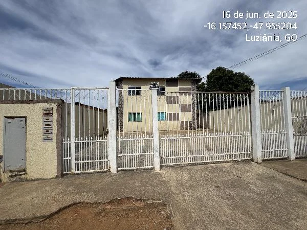Apartamento - 2 Quartos - Luziania - Ocupado — foto 2