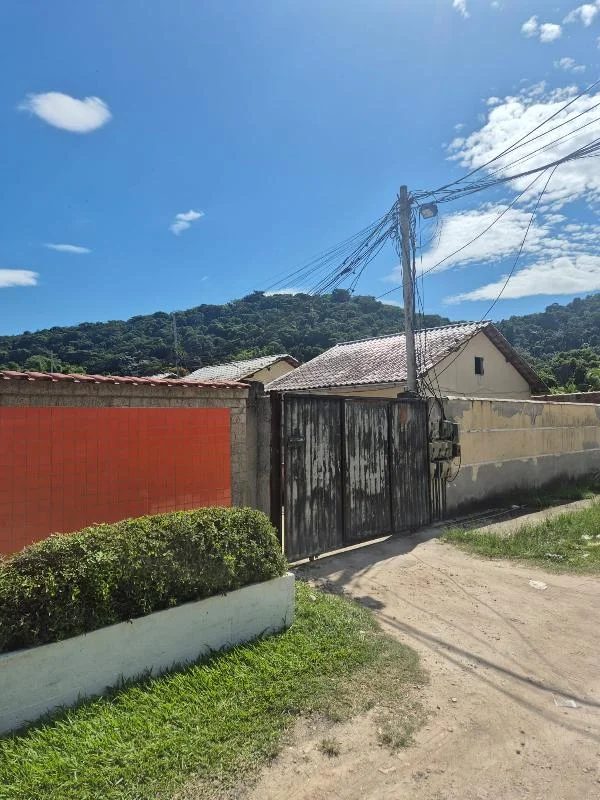 Casa - 2 Quartos - Mage - Ocupado — foto 2