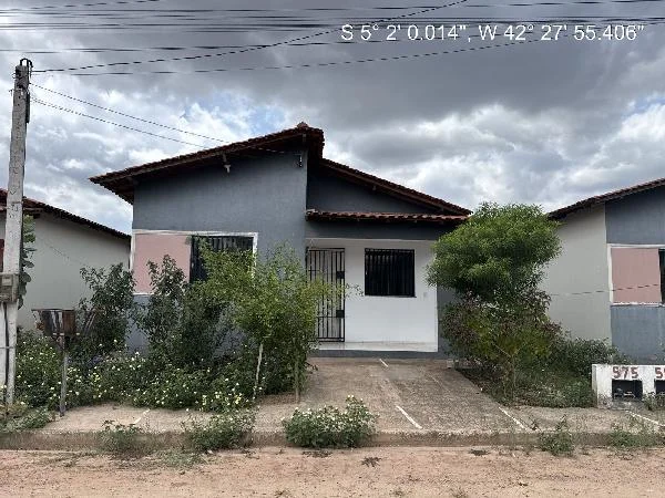 Casa - 2 Quartos - Altos - Ocupado — foto 2