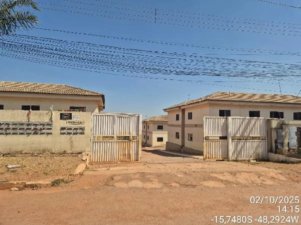 Apartamento - 2 Quartos - Aguas Lindas de Goias - Ocupado — foto 2