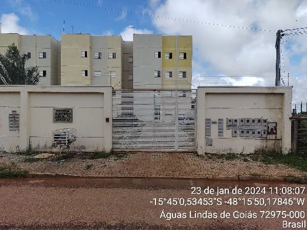 Apartamento - 2 Quartos - Aguas Lindas de Goias - Ocupado — foto 2