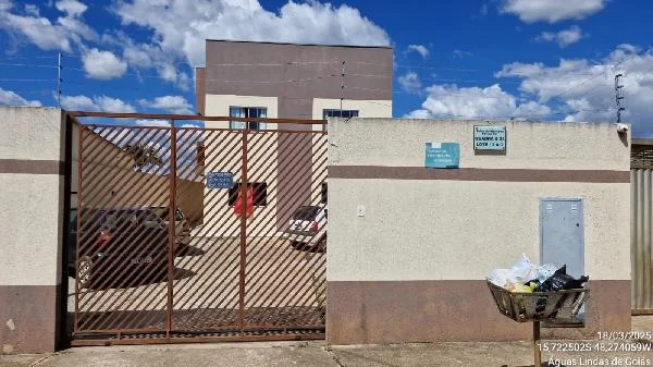 Apartamento - 2 Quartos - Aguas Lindas de Goias - Ocupado — foto 2