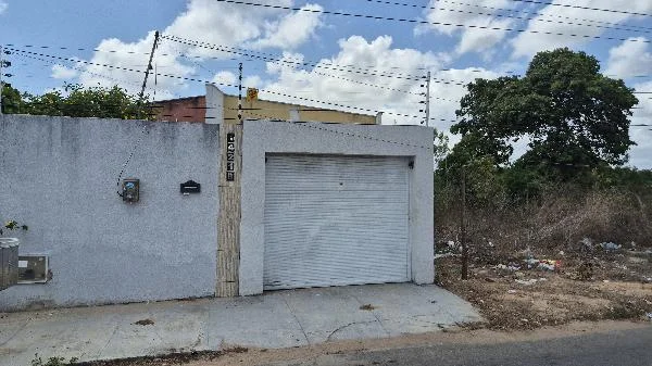 Casa - 2 Quartos - Horizonte - Desocupado — foto 2