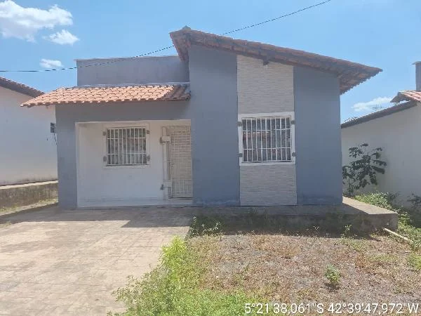 Casa - 2 Quartos - Demerval Lobao - Desocupado — foto 2