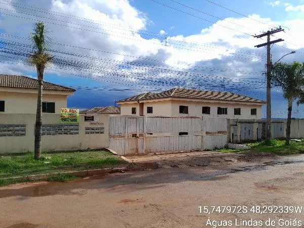 Apartamento - 2 Quartos - Aguas Lindas de Goias - Ocupado — foto 2