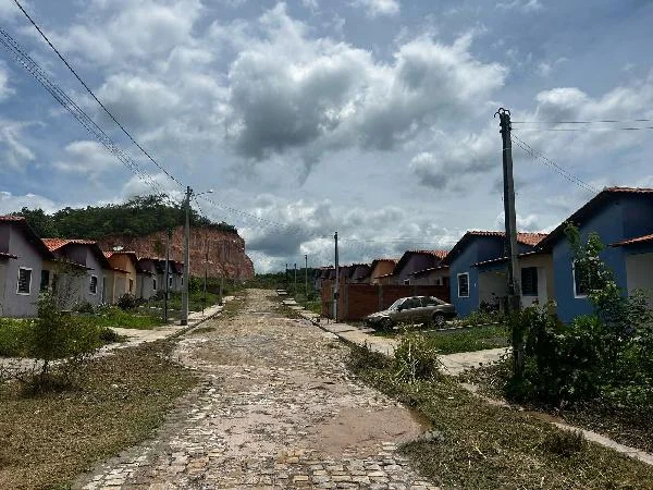 Casa - 2 Quartos - Altos - Ocupado — foto 2