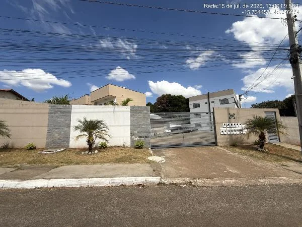 Apartamento - 2 Quartos - Aguas Lindas de Goias - Desocupado — foto 2