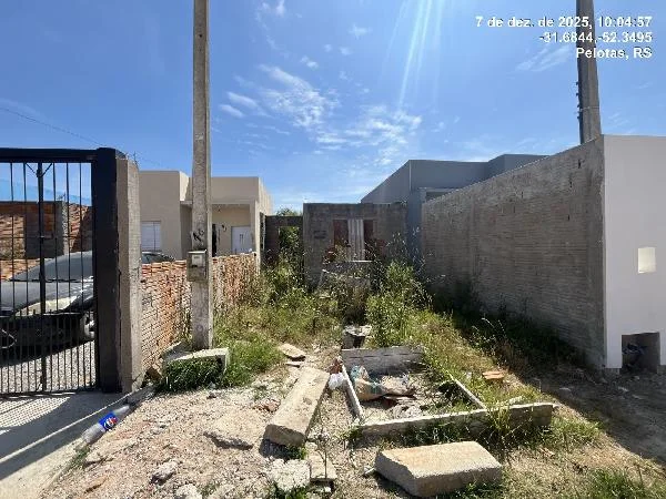 Casa - 2 Quartos - Pelotas - Desocupado — foto 2