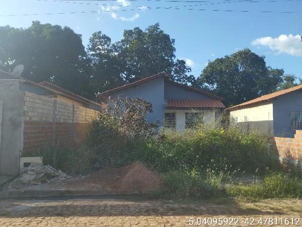 Casa - 2 Quartos - Altos - Desocupado — foto 2