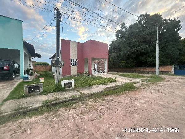Casa - 2 Quartos - Altos - Ocupado — foto 2