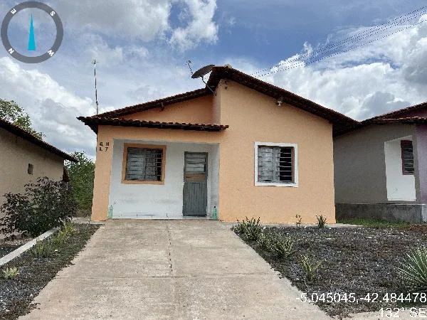 Casa - 2 Quartos - Altos - Ocupado — foto 2