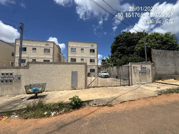 Apartamento - 2 Quartos - Luziania - Ocupado — foto 2
