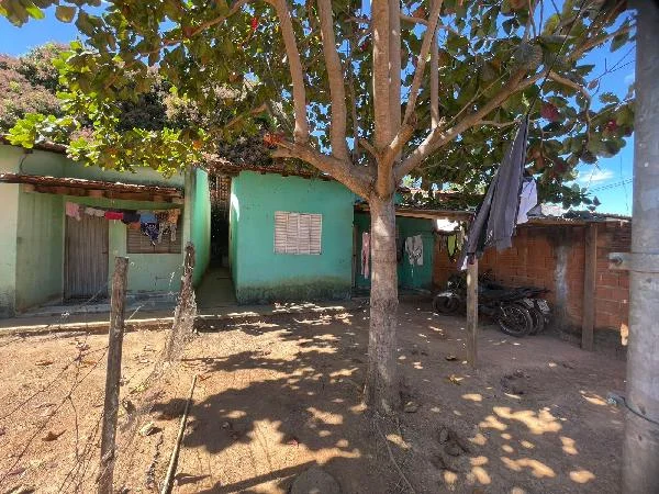 Casa - 2 Quartos - Padre Bernardo - Ocupado — foto 2