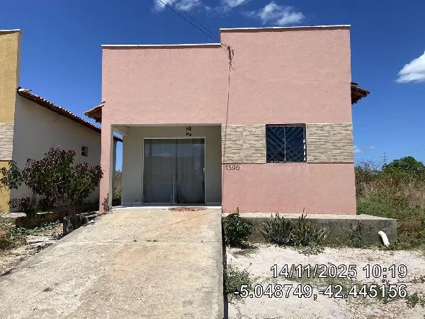 Casa - 2 Quartos - Altos - Ocupado — foto 2