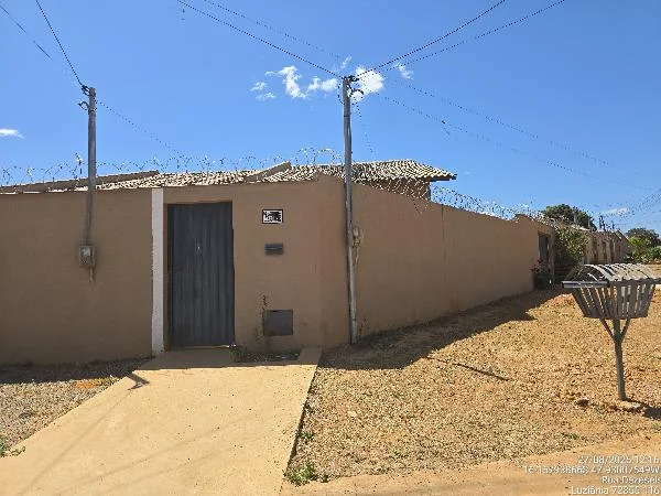 Casa - 2 Quartos - Luziania - Ocupado — foto 2