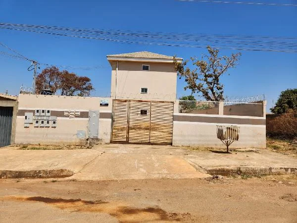 Apartamento - 2 Quartos - Cidade Ocidental - Desocupado — foto 2