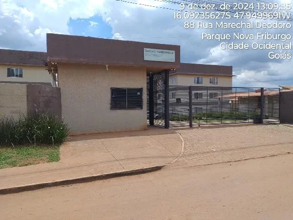 Apartamento - 2 Quartos - Cidade Ocidental - Ocupado — foto 2
